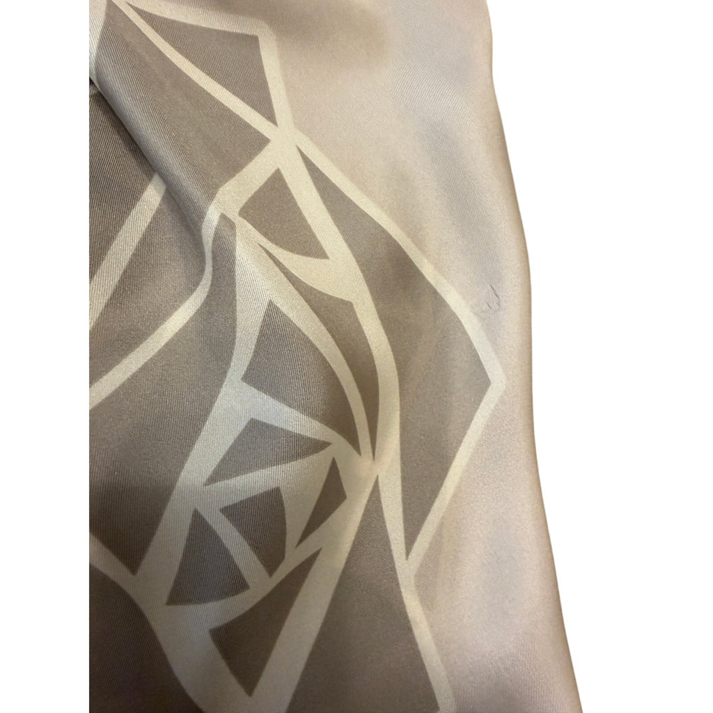 Robert Rodriquez Silver/Grey Knot Front Blouse Sleeveless 100% Silk Abstract - 2