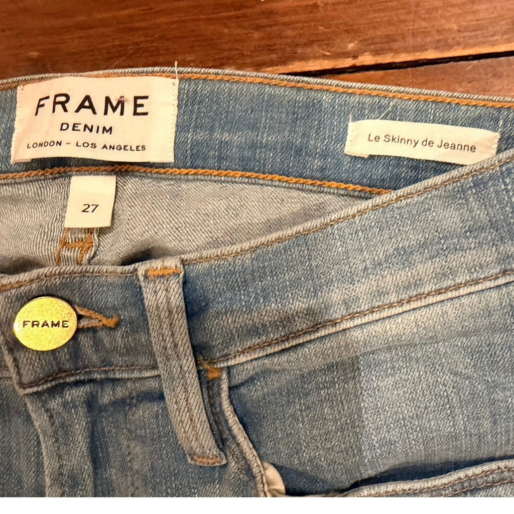 Frame Light Blue Le Skinny de Jeanne Jeans Size 27