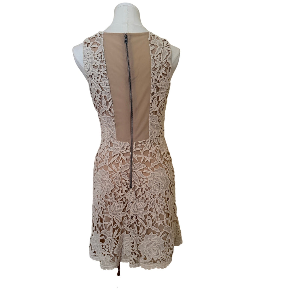 Alice & Olivia Cream Emma Crochet Overlay Dress Size 4