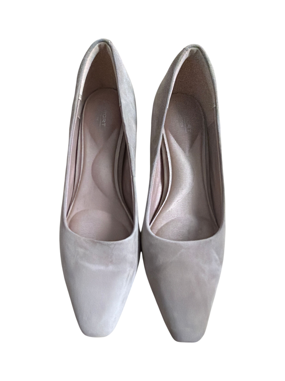 Rockport Total motion Blush Suede 2inch Heel size 7 - Image 1