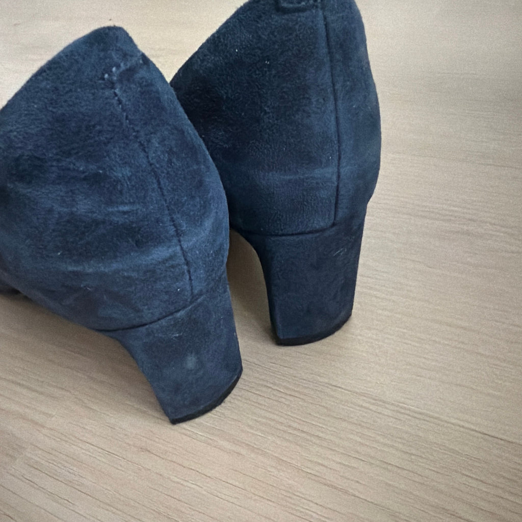 Rockport Total Motion Navy Suede 2” Heel Size 7M - Image 3