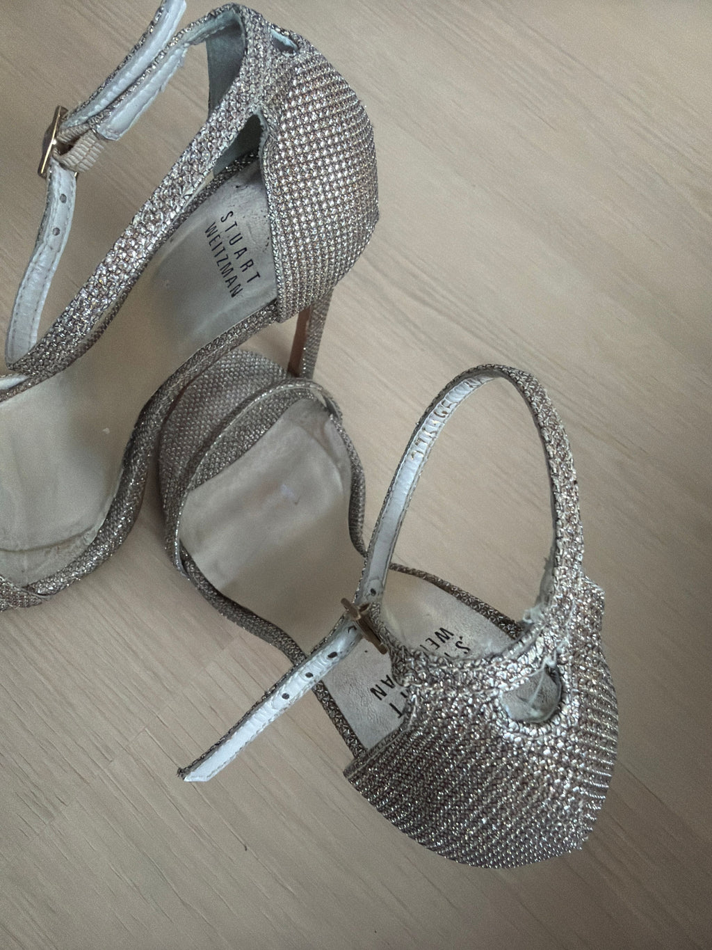 Stuart Weitzman Size 7 Silver Textured Stiletto - Image 7