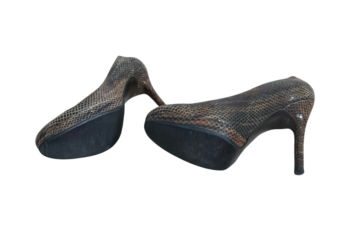 Stuart Weitzman Snake Effect Embossed Leather Heels - 6.5 - Image 4
