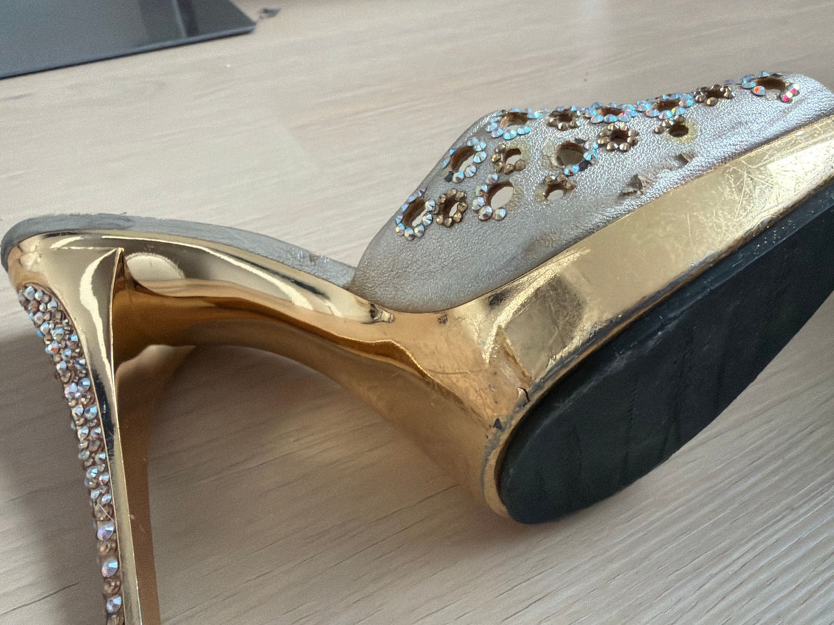 Stuart Whitman Leather w/Crystal Details Stiletto Mules 7M - Image 7